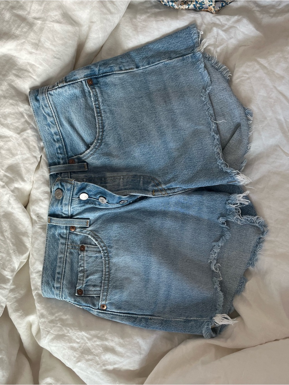 Levi's Light Blue 501 High-Rise Frayed Hem Denim Shorts